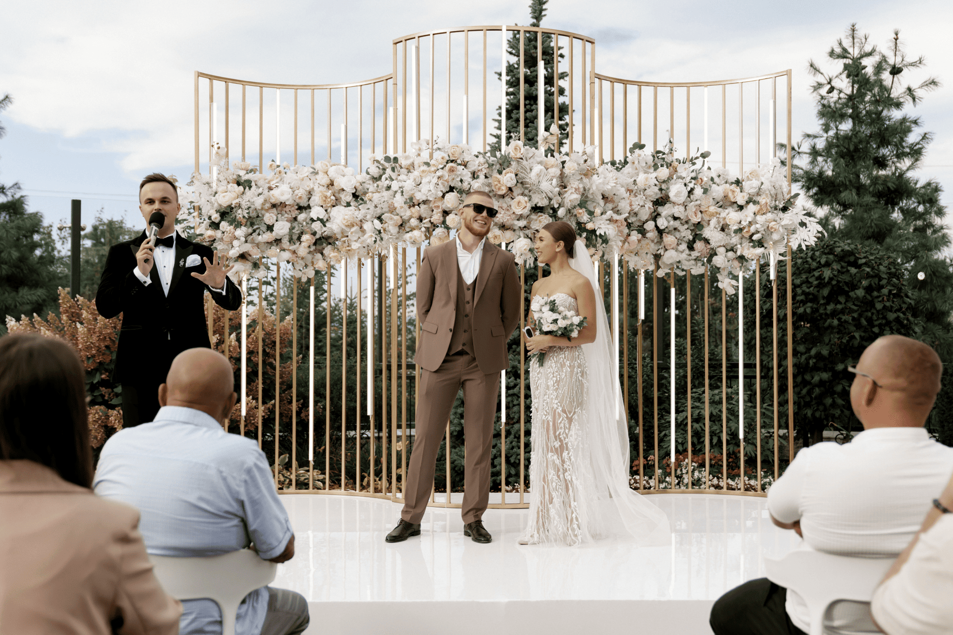 Ведущий свадьбы Евгений Токарь Владивосток