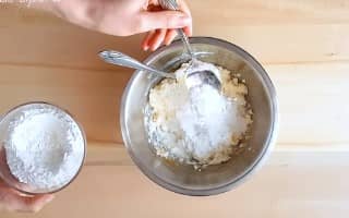 Приготовление ленивых вареников из творога: шаг 2