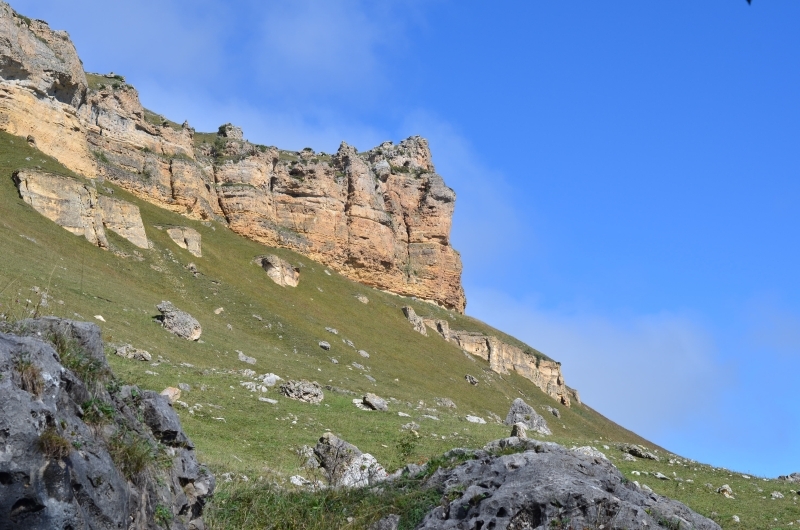 Кызыл уруп. Гора Баранаха КЧР. Плато Баранаха. Баранаха гора Отрадненский. Гора Баранаха, хребет Скалистый,.