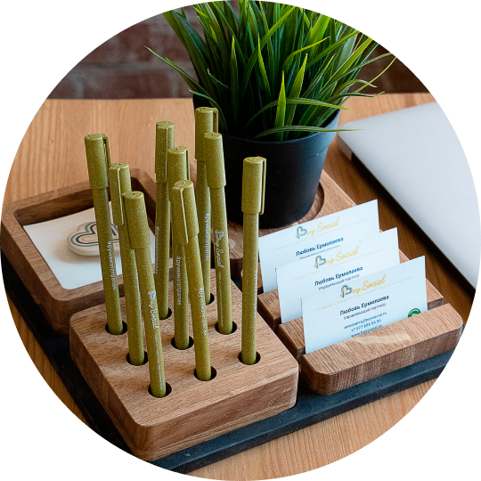 канцелярские ручки ручного производства