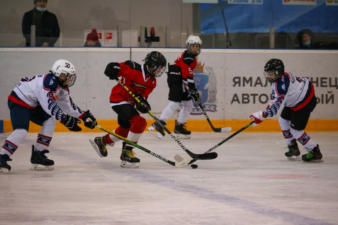 Пуровский район спорт. Хоккей Тарко Сале.
