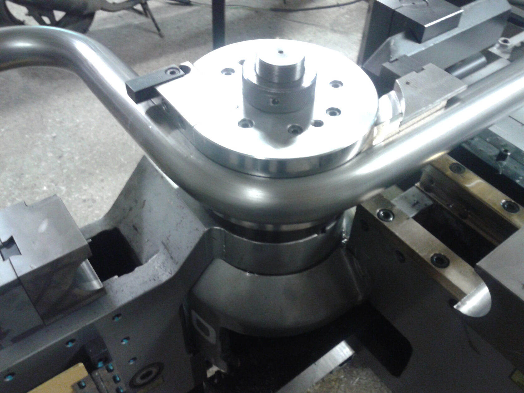 «М1 Групп» - Гибка металла в Москве и Московской области