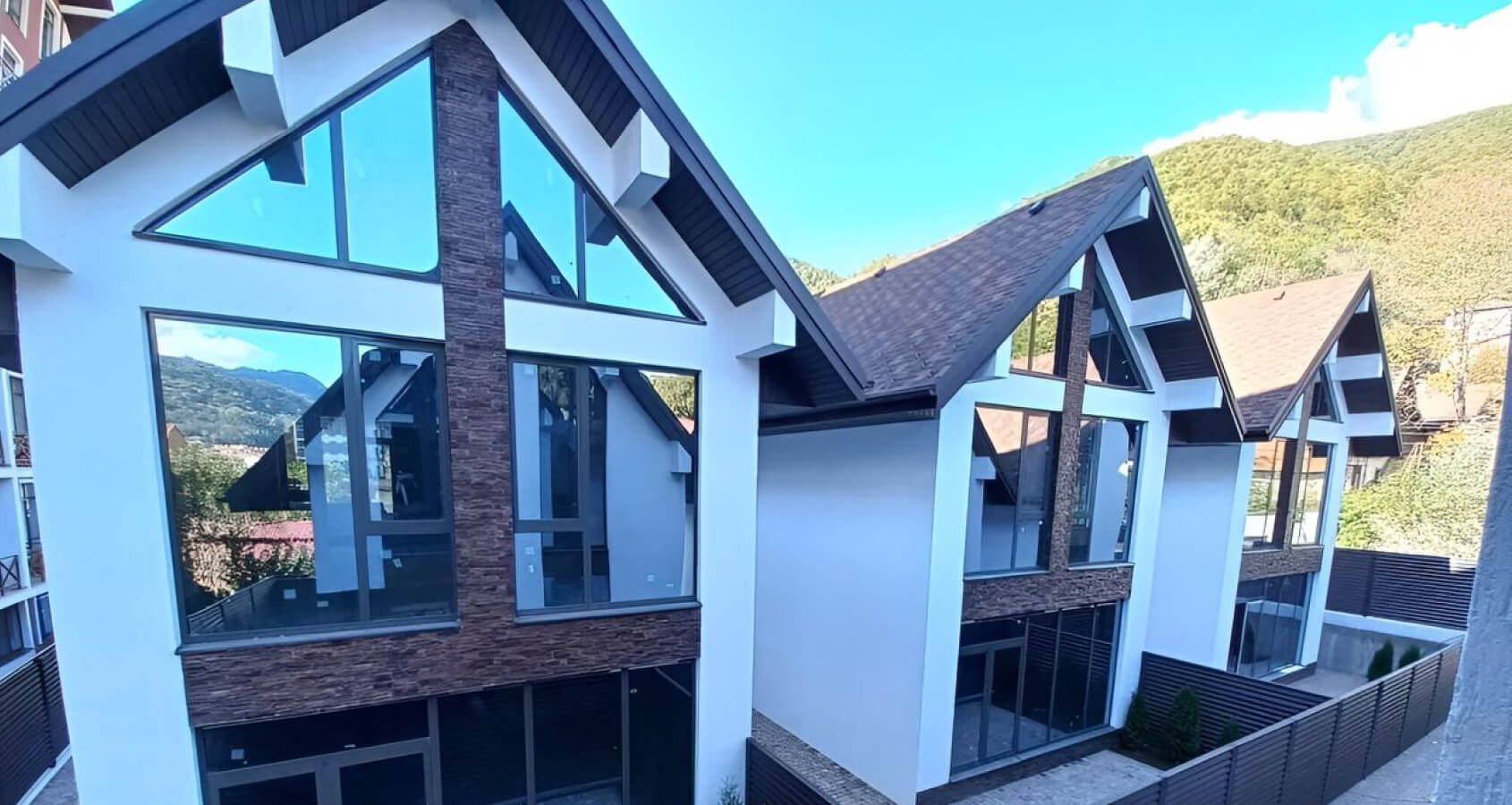 Эсто Садок | Купить коттедж в Красной Поляне | Элитные коттеджи и виллы ...