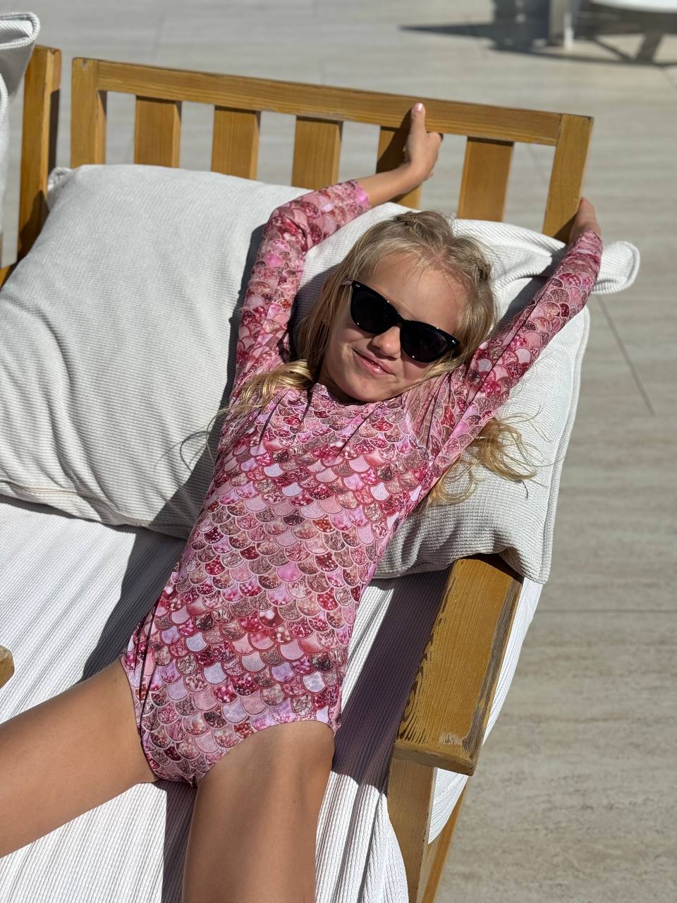 Купальник слитный детский для девочки Чешуя розовая