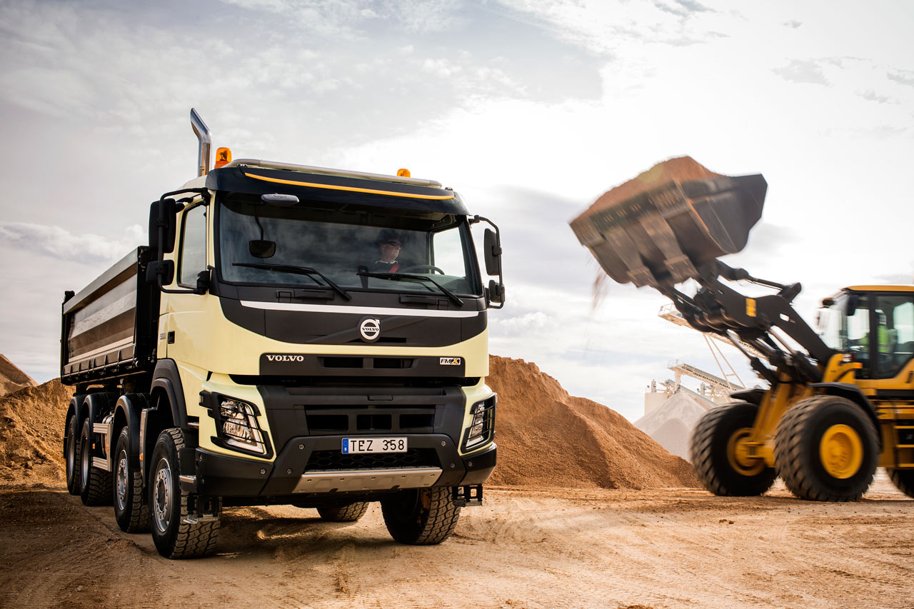 Грузовая техника. Volvo FMX 8x4 2013. Volvo FMX 4х4. Volvo FMX 2. Вольво ФМХ 8х8.