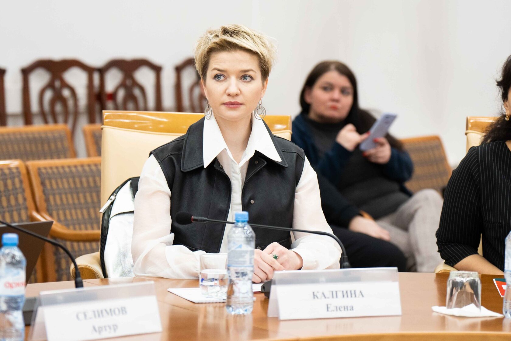 Елена Калгина на рабочем мероприятии фонда