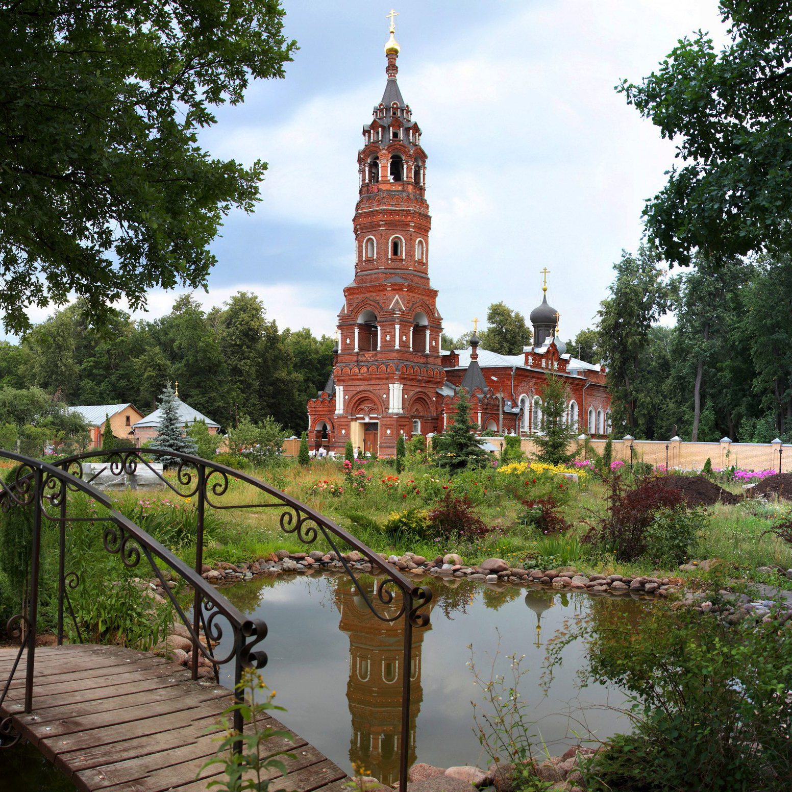 храмы в павловском посаде