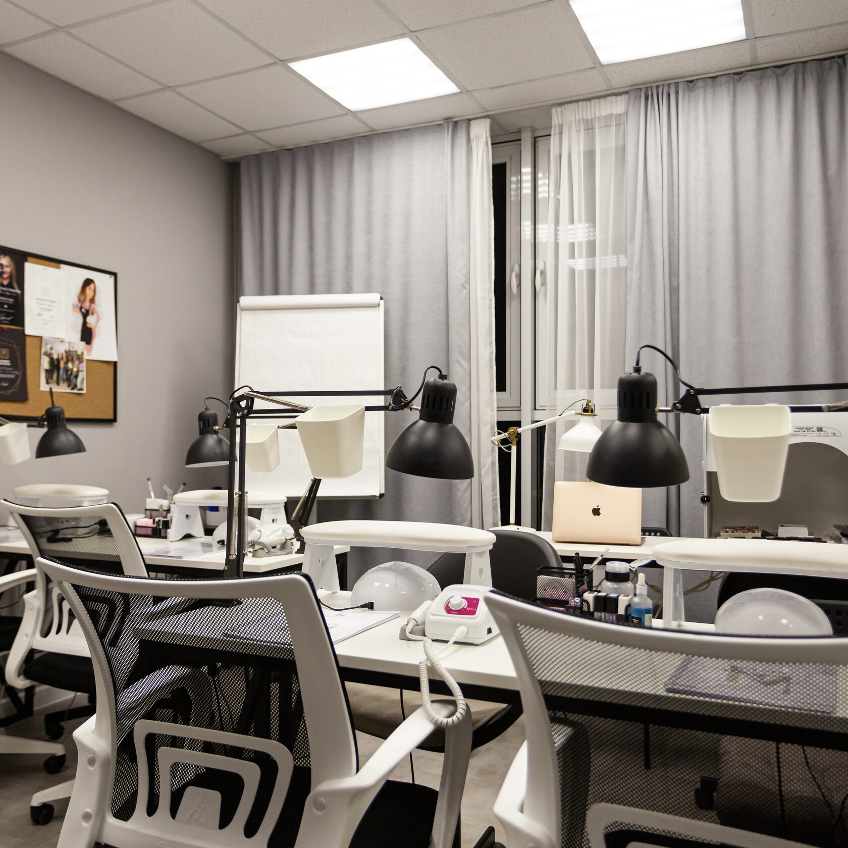 Обучение мастеров ногтевого сервиса в Галерея маникюра