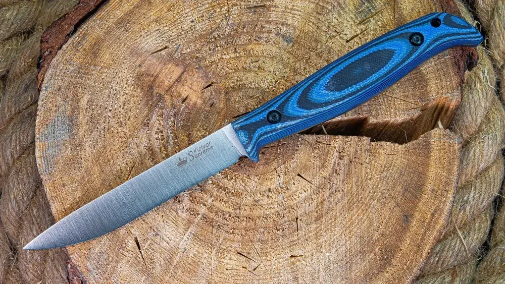 Companero in VG-10 Cryo steel with black and blue G10 scales