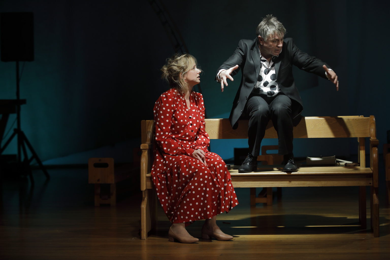 Скамейка (прелюдия на досках) 00023