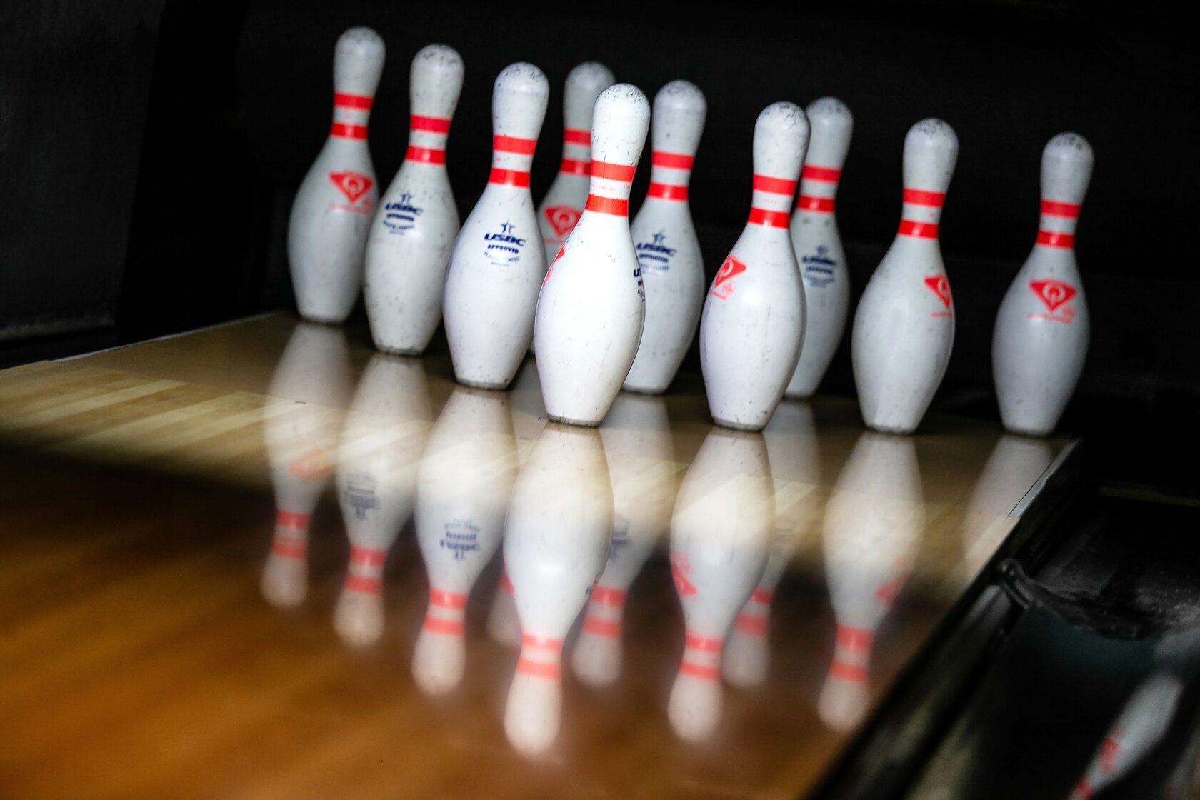 Bowling team. Сплит в боулинге. Бортики в боулинге. Боулинг Камчатка.