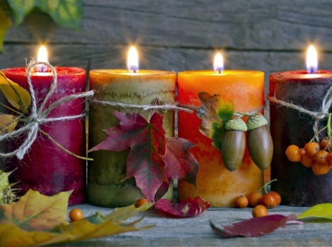 фото парня и девушки на романтическом свидании в публичном месте