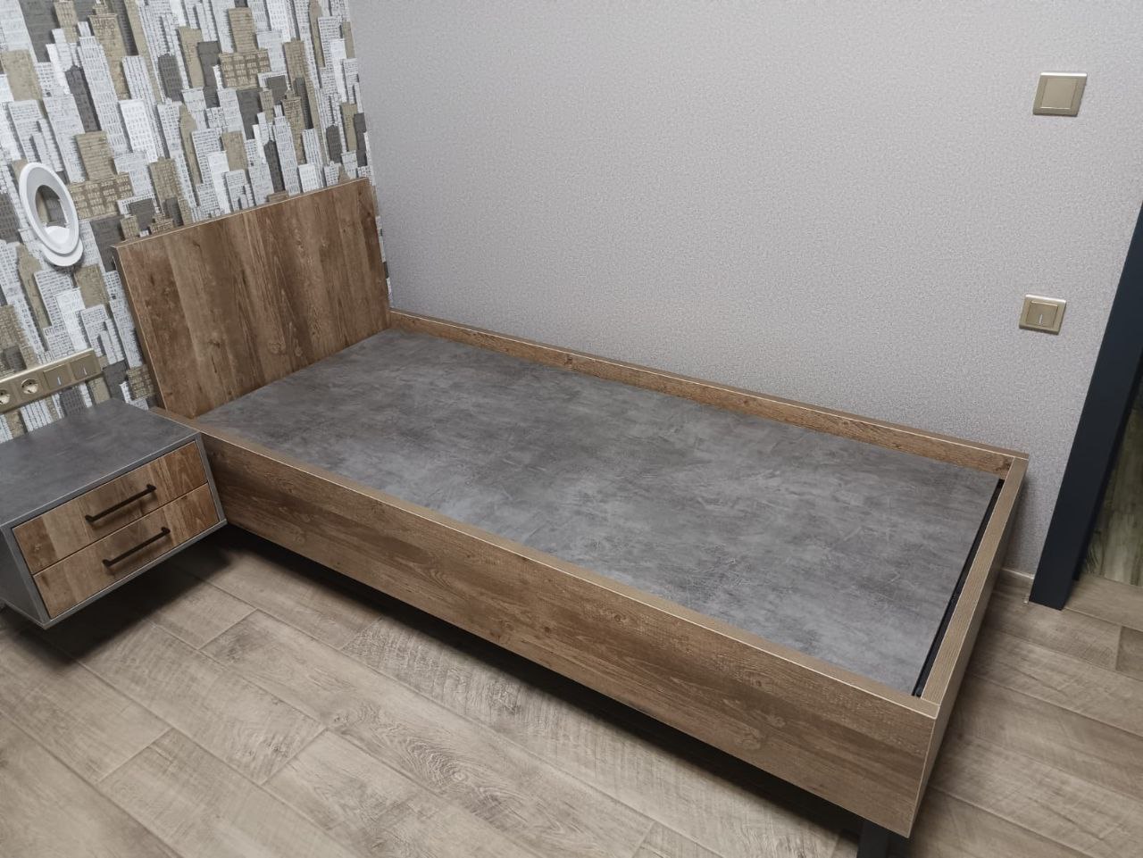 Кровать в стиле лофт. Мебель для дома и квартиры.