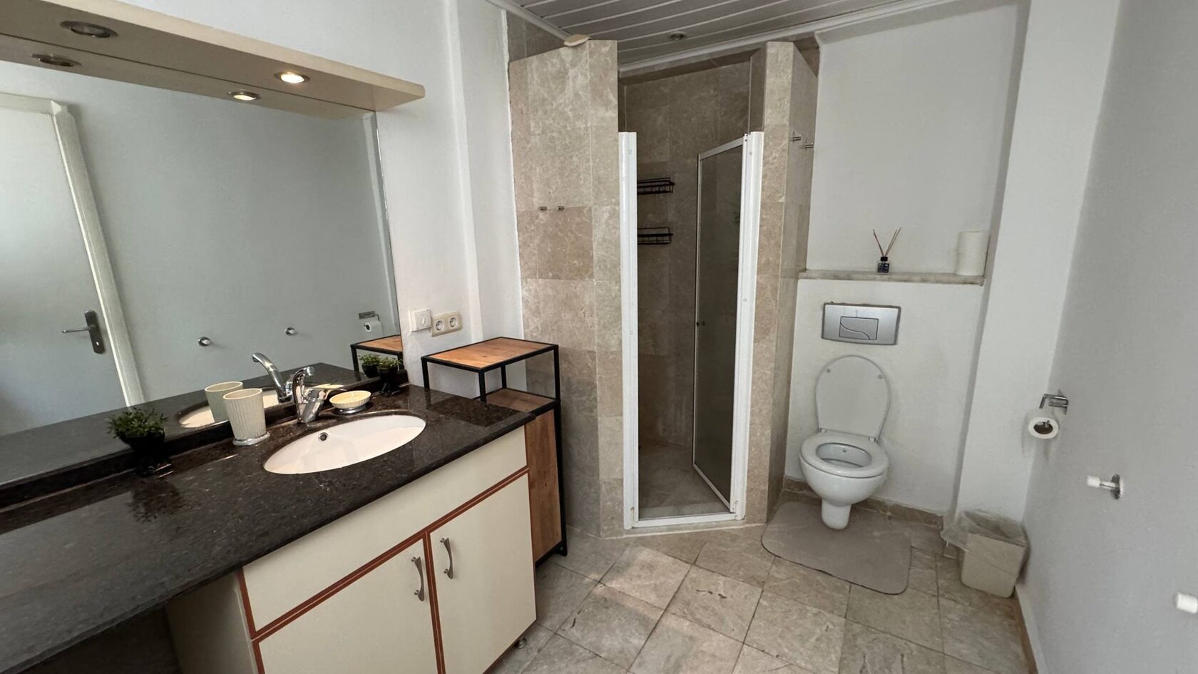 Alcon 16 · 2+1, 130 m² — zdjęcie 5