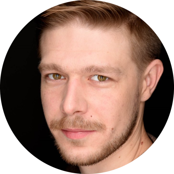Никита Ефремов