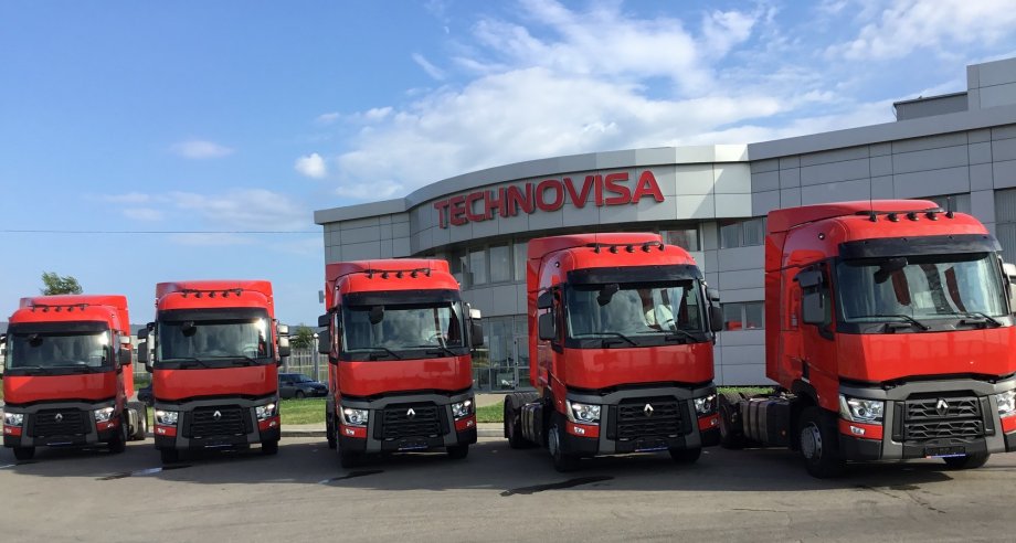 Собственный автопарк Technovisa сегодня насчитывает около 360 единиц грузовой техники, 200 из которых – автомобили Renault Trucks (фото: Renault Trucks)