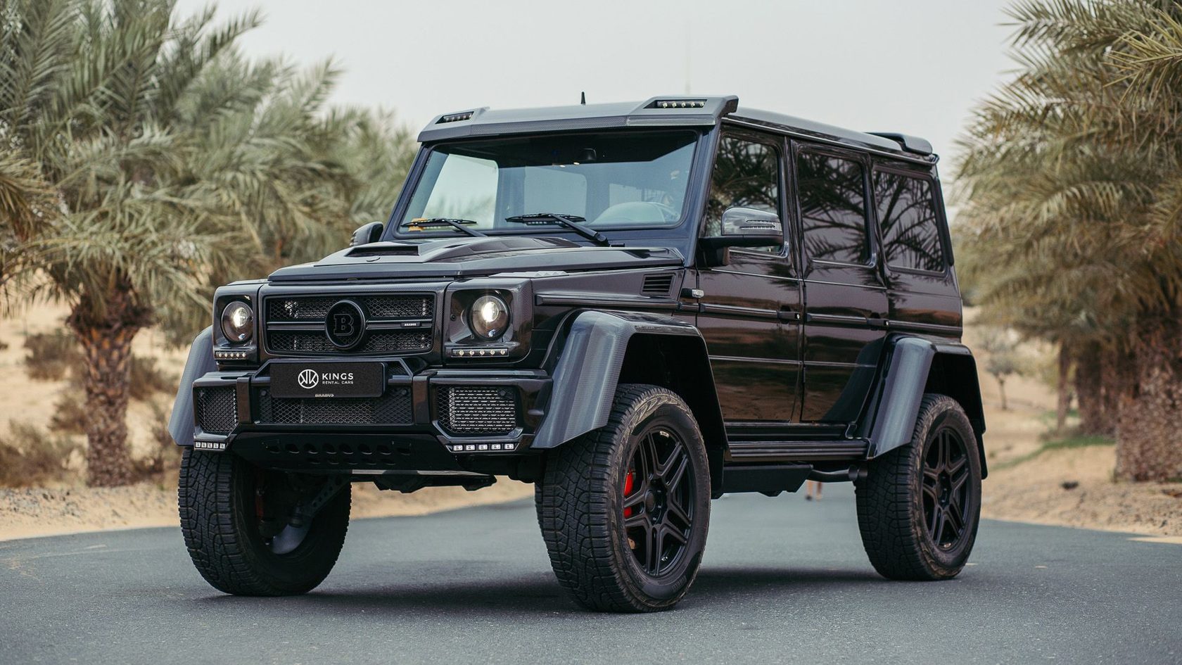 Kings rental cars. Mercedes g500 v8. Mercedes Benz g500 Brabus. Mercedes Benz g63 AMG Dubai. Rent Mercedes Benz g Wagon.