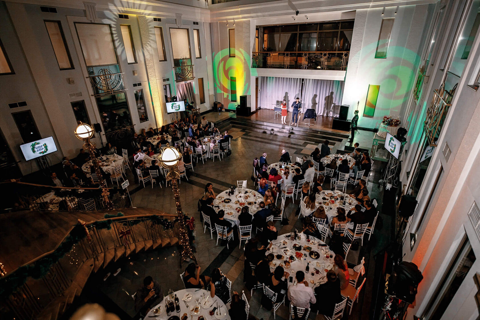 Шоу программа на новый год