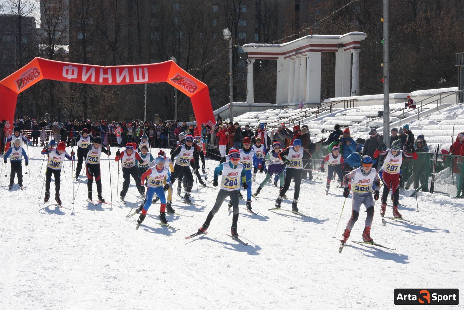 Стадион Авангард