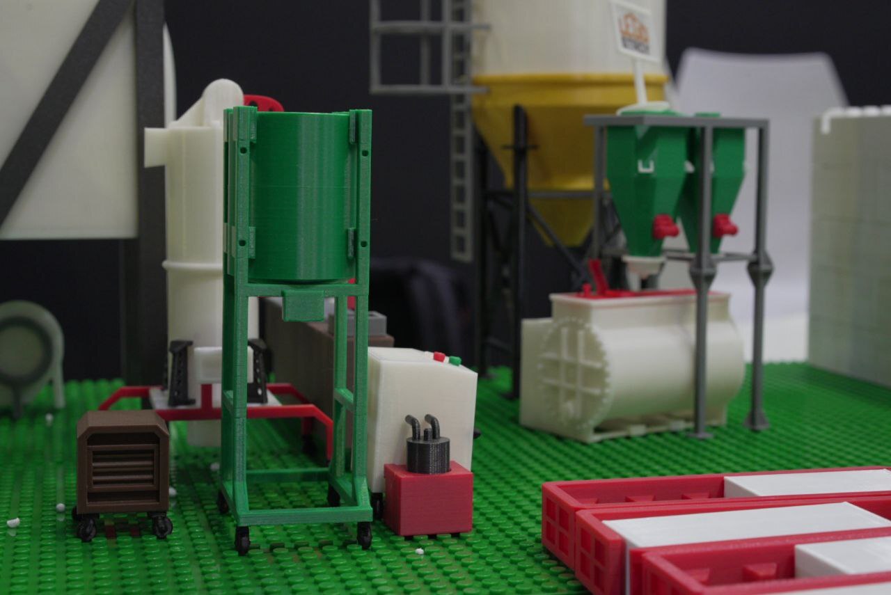 Разборный выставочный макет производственной линии LegoSTROY для Big 5 в Дубае
