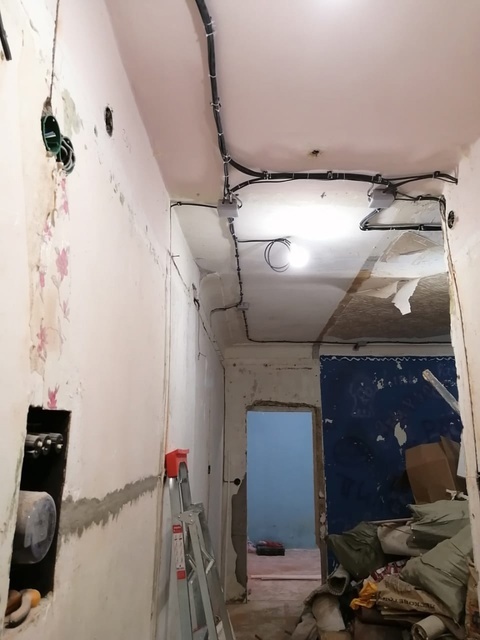 Прокладка электрического кабеля