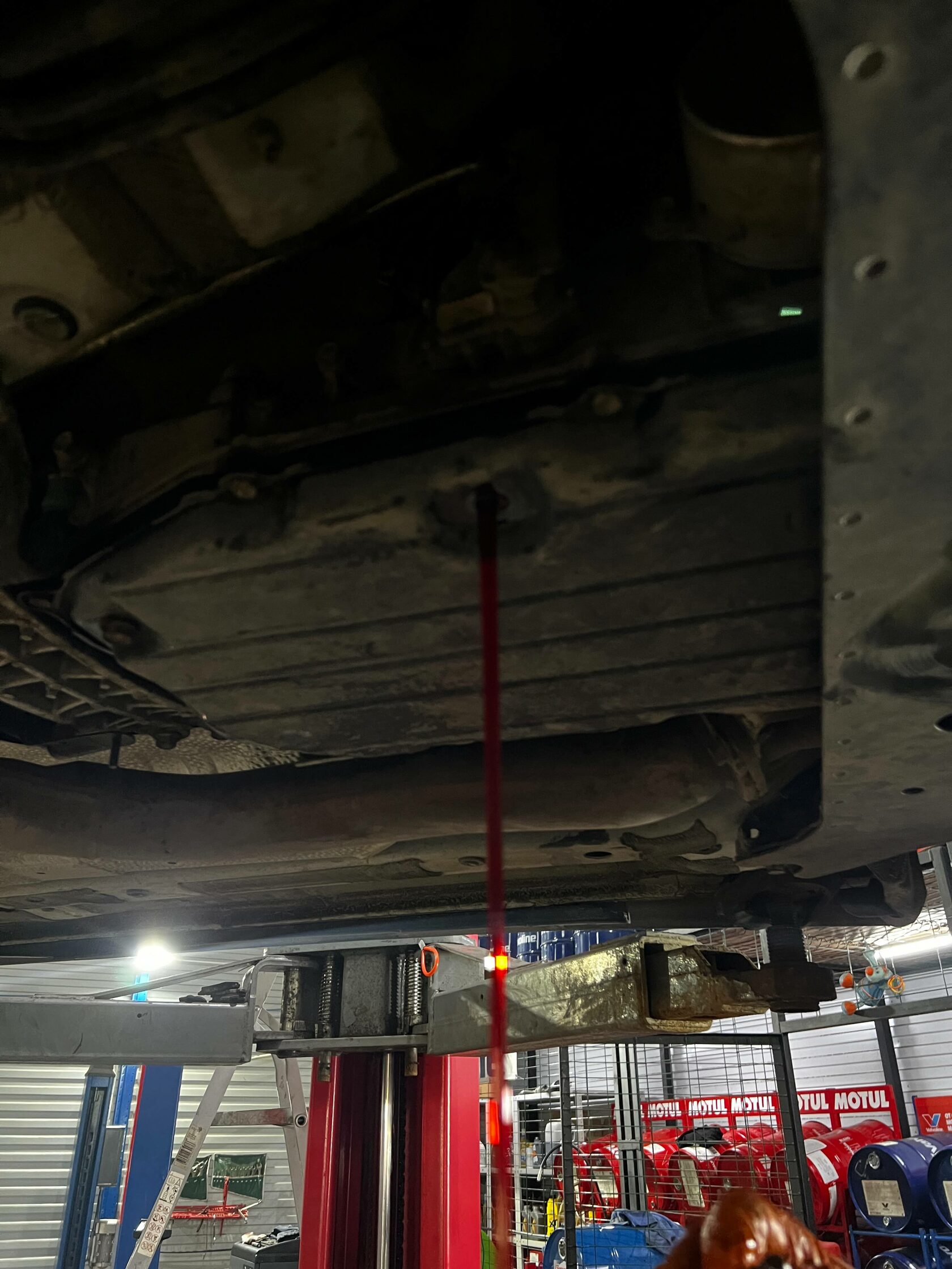 Проверка уровня масла Lexus IS300