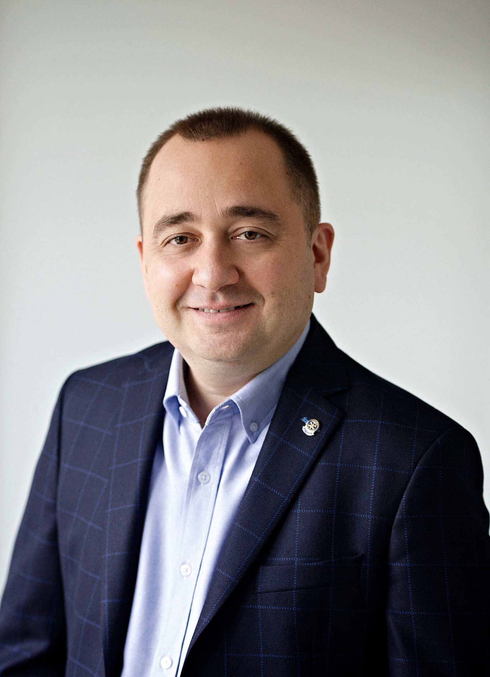 Станислав Романенко