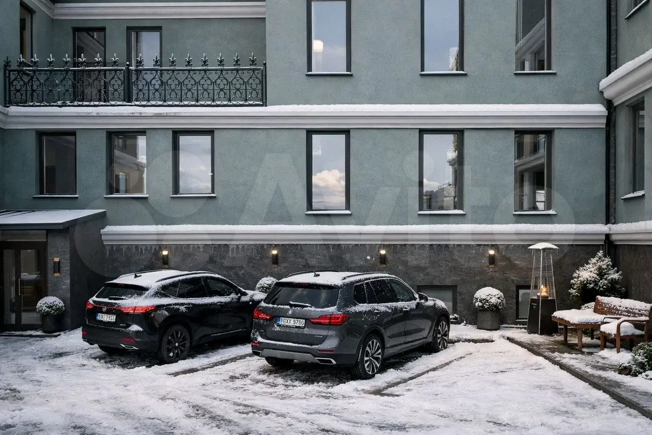 Вход в бизнес-центр