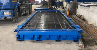 Prestressed road slabs