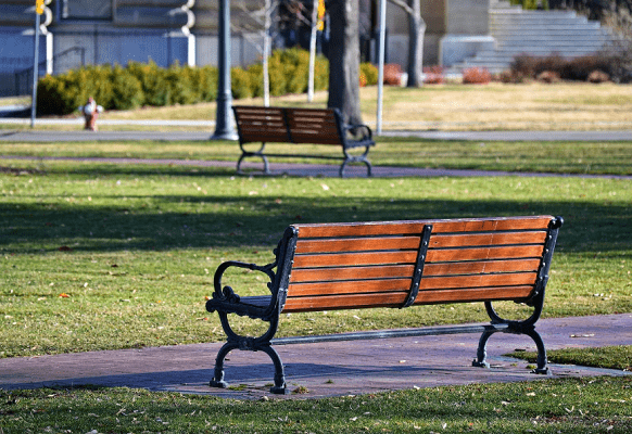 Уличные скамейки для парка