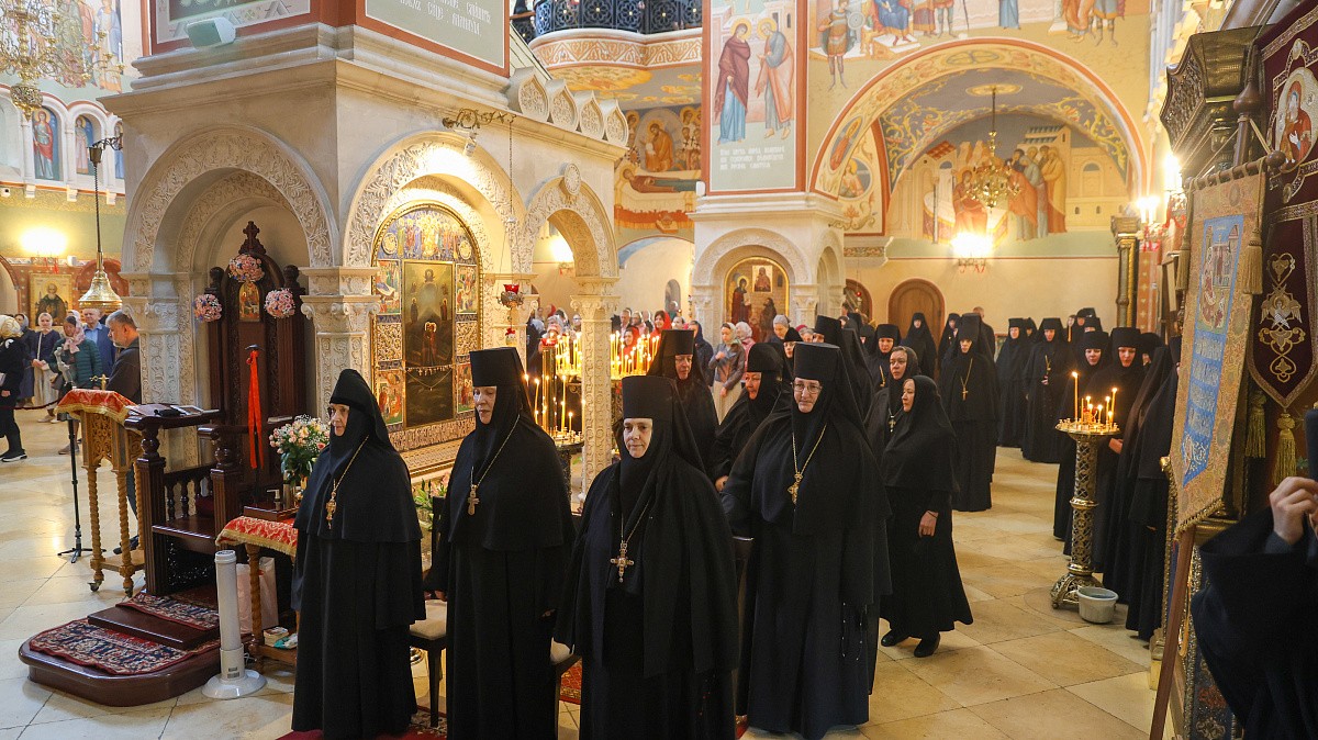 Зачатьевский храм в Высокопетровском монастыре