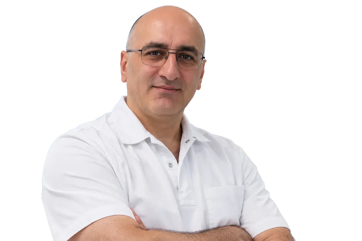 Абраамян Эдгар Петикович — главный врач стоматологии Dental Home в Уфе