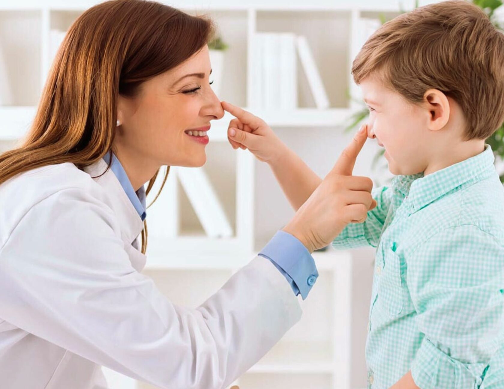 Вызов детского врача. Вызов врача педиатра на дом. Детский врач. Вызов педиатра на дом. Педиатр баннер.