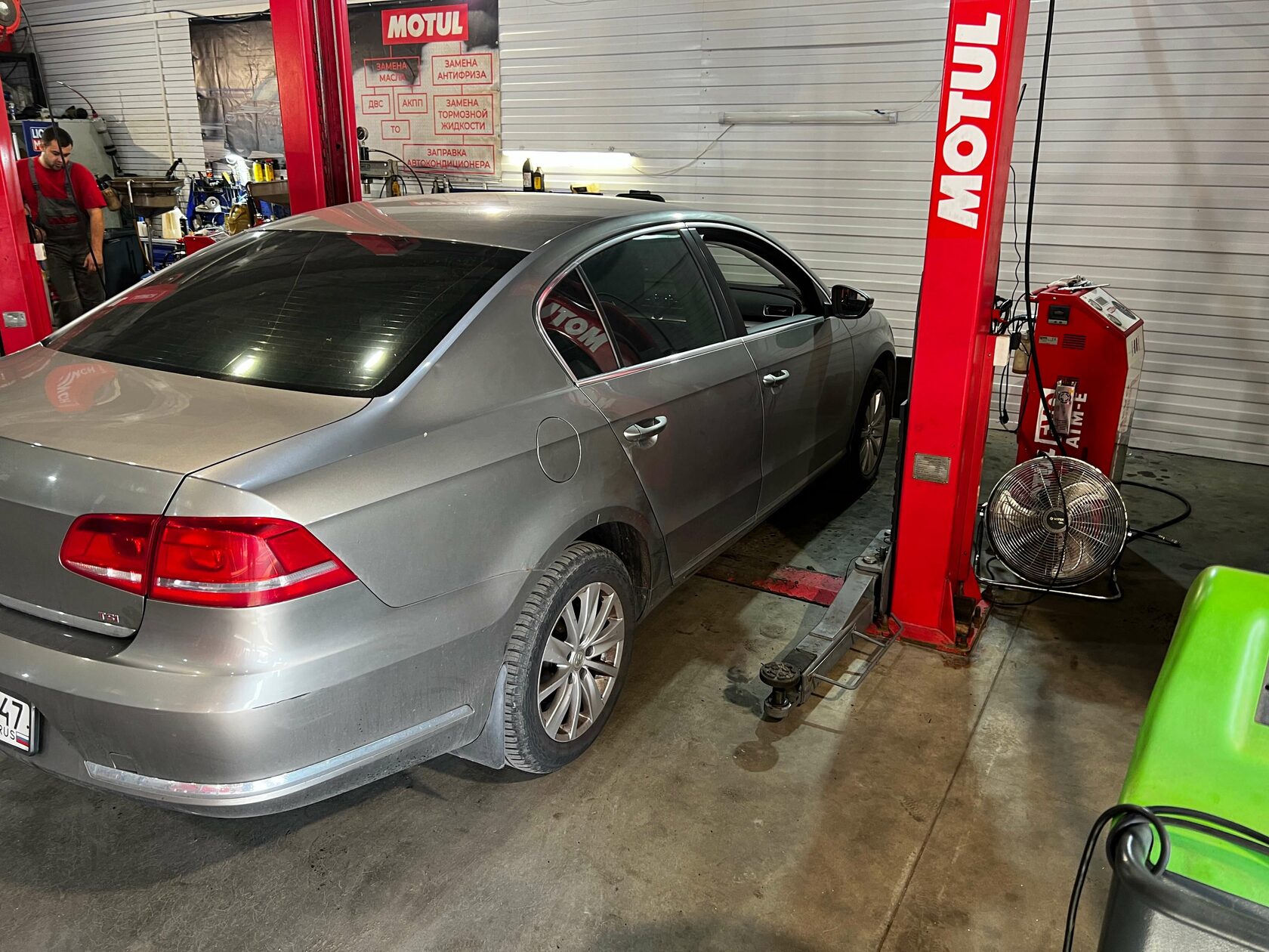 Замена масла в роботе Volkswagen Passat B7 DSG Dq200