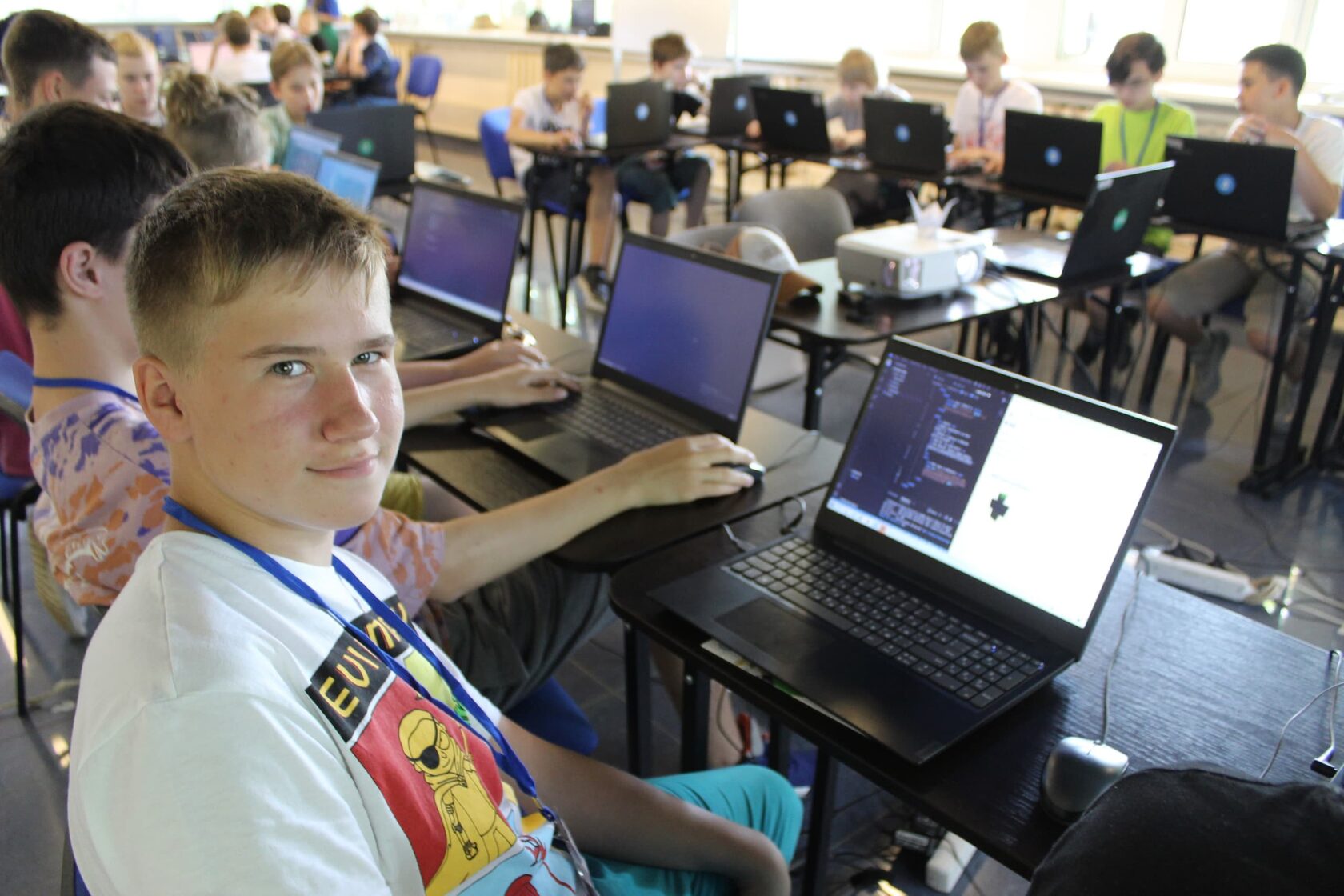 обучение на пайтон для школьников 10-14 леет