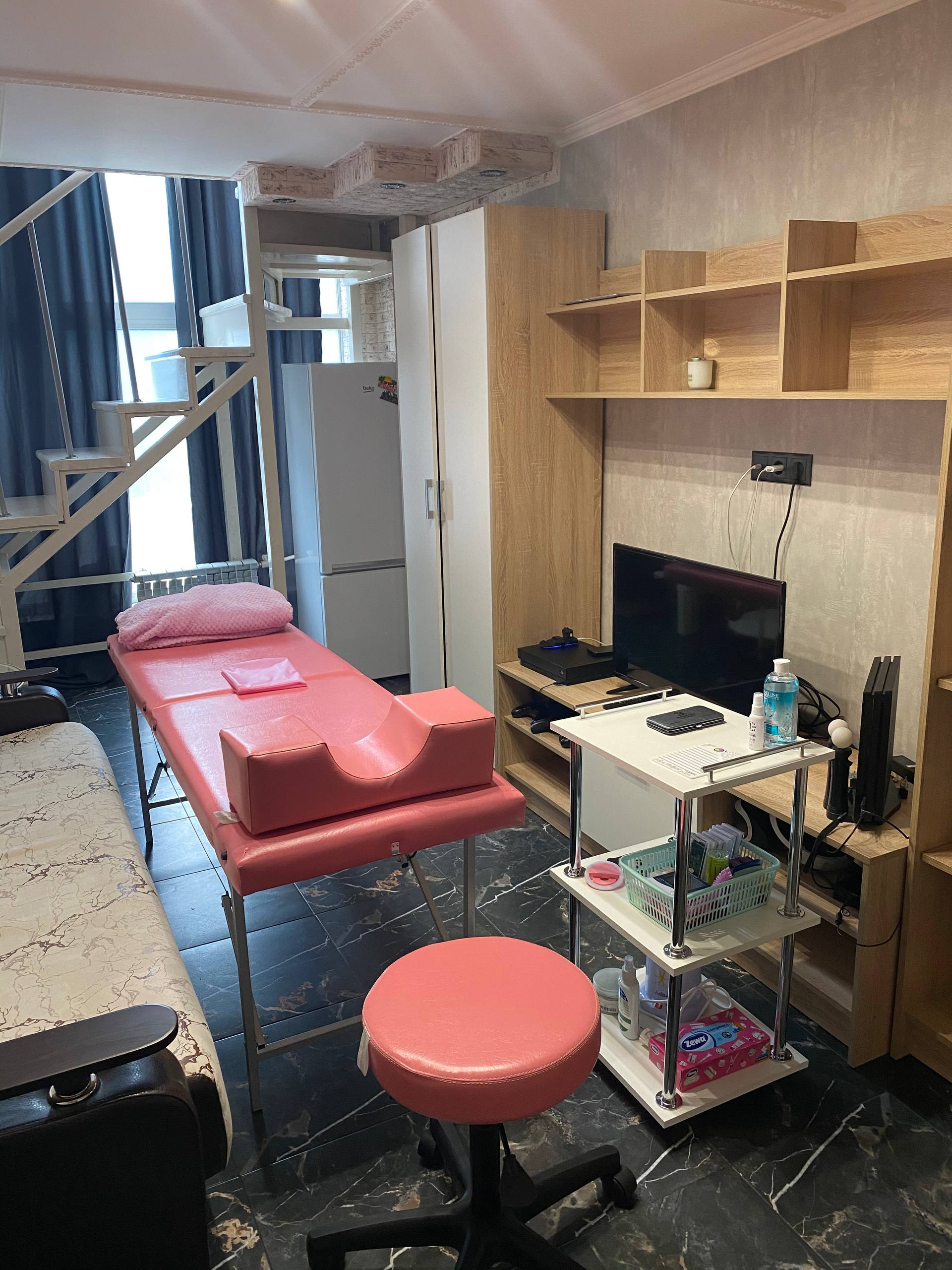 Наращивание ресниц на дому 