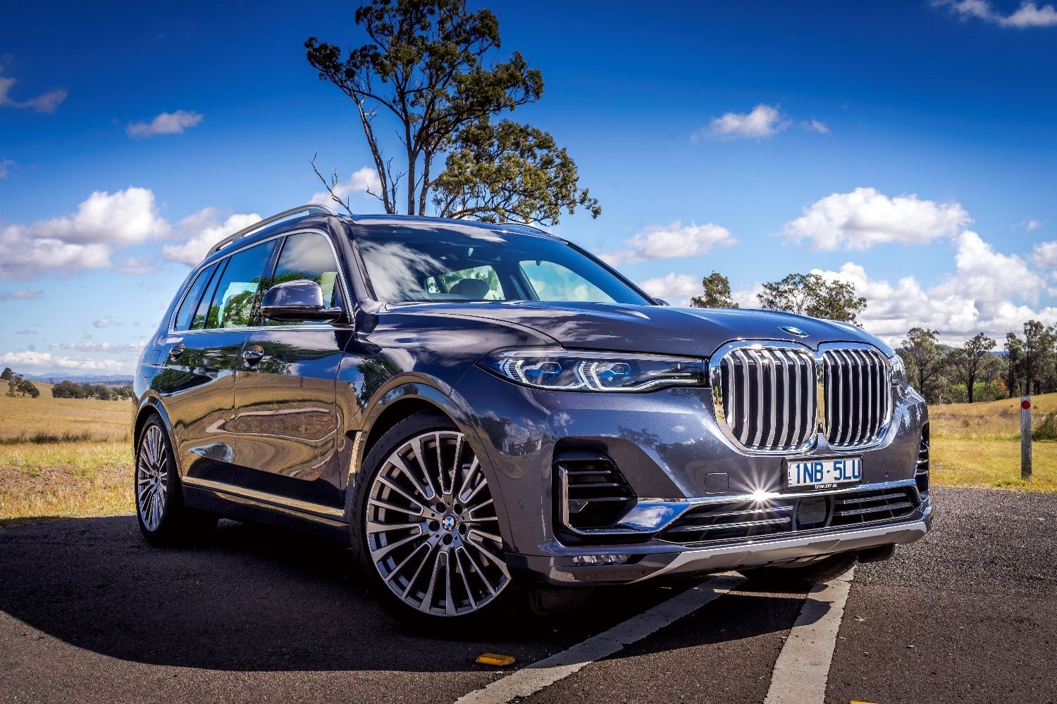 BMW x7 Vermont Bronze Metallic