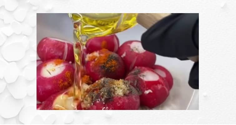 Приготовление битого маринованного редиса: шаг 4