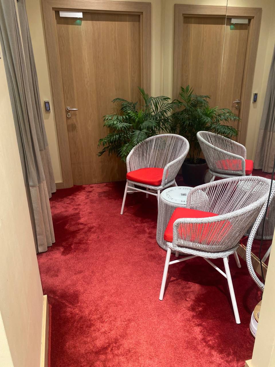 Элегантная плетеная мебель Malacca из искусственного ротанга для открытых пространств