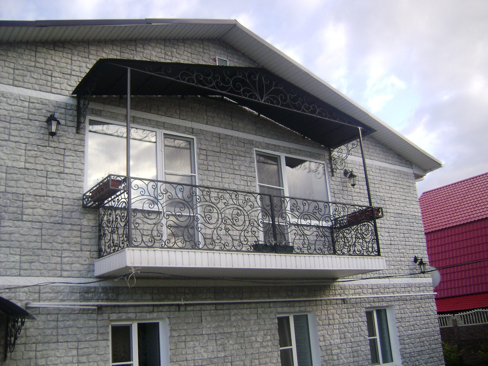 Кованый балкон Завитки