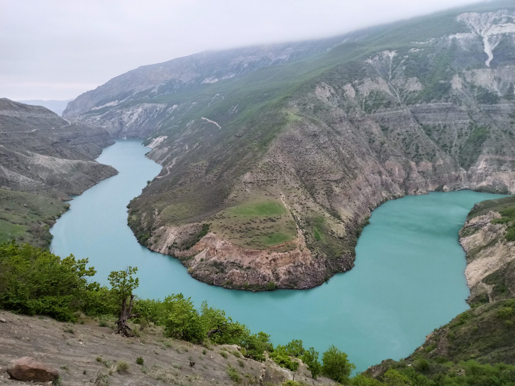 Озеро сердце в Дагестане