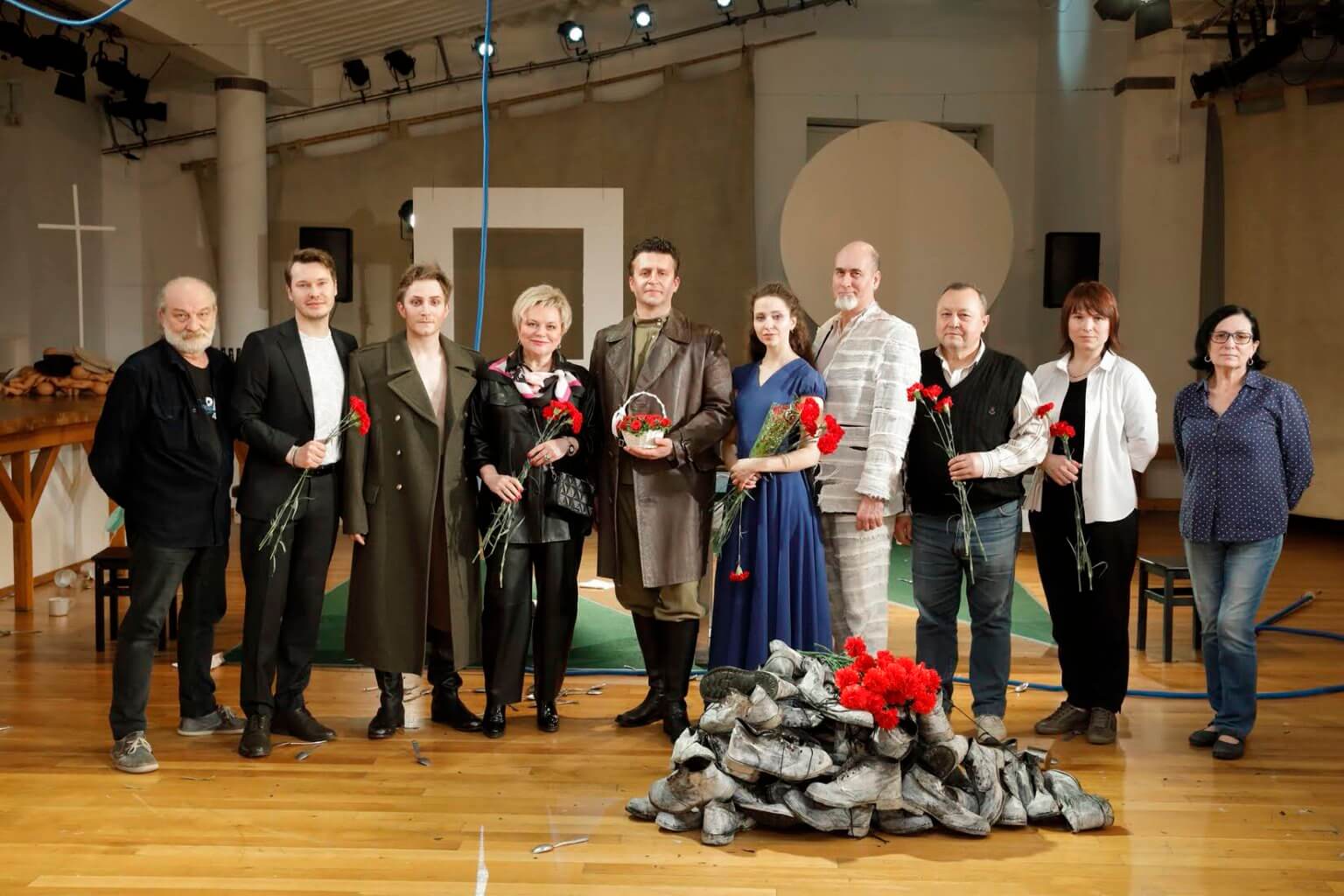 Кони за окном. 9 мая 11