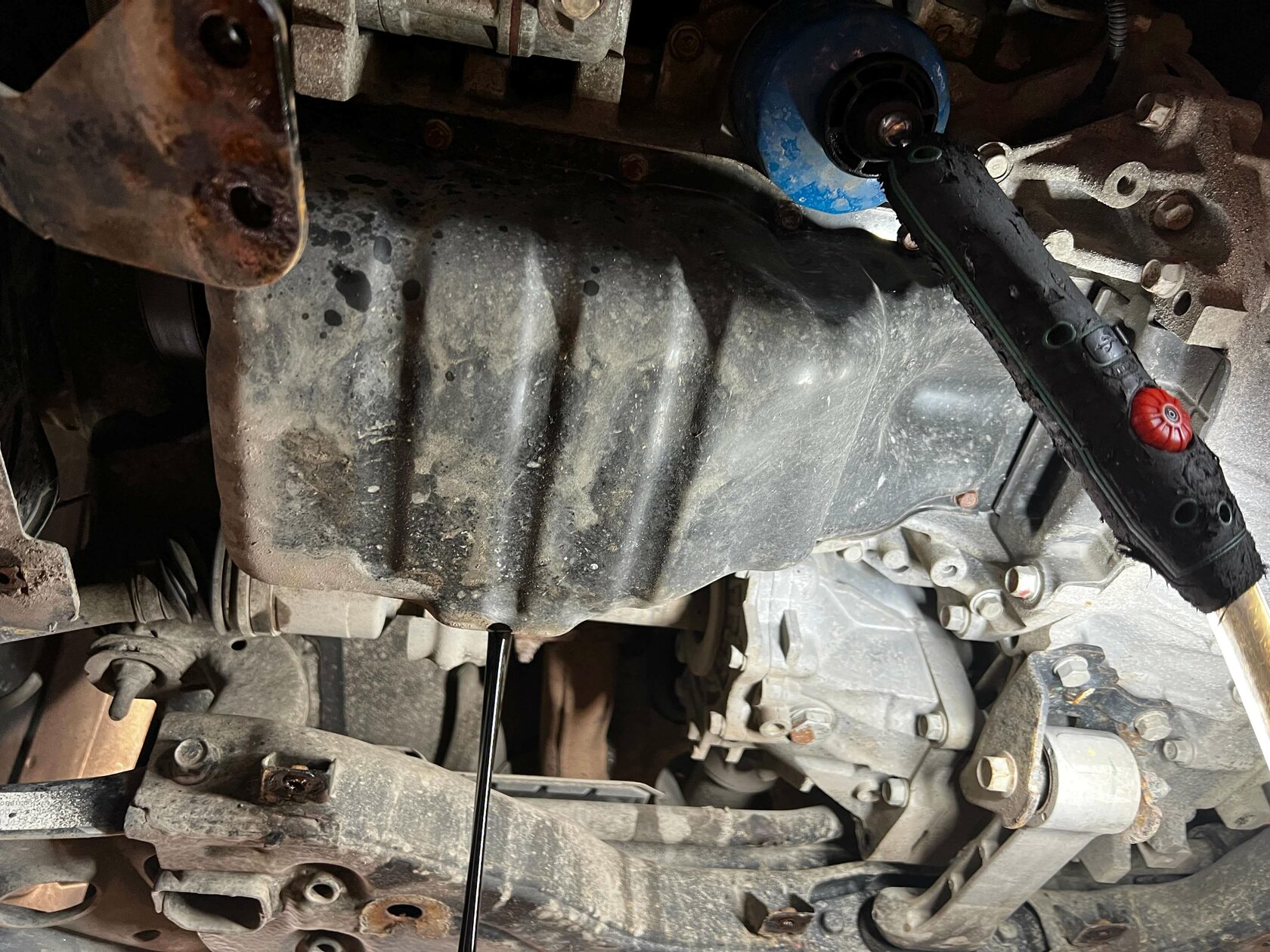 Слив масла с двигателя G4NA