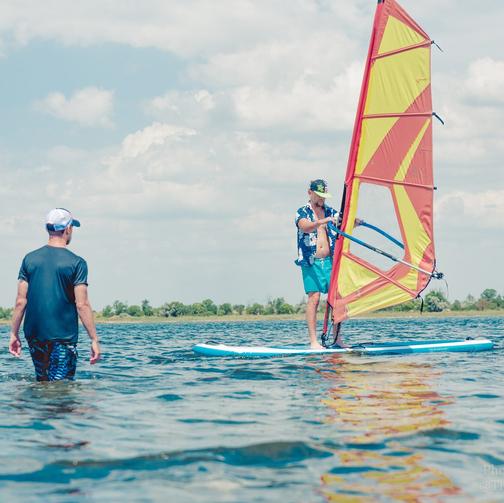 Школа виндсерфинга в Крыму. Обучение прокат виндсерфинга Донузлав, Поповка