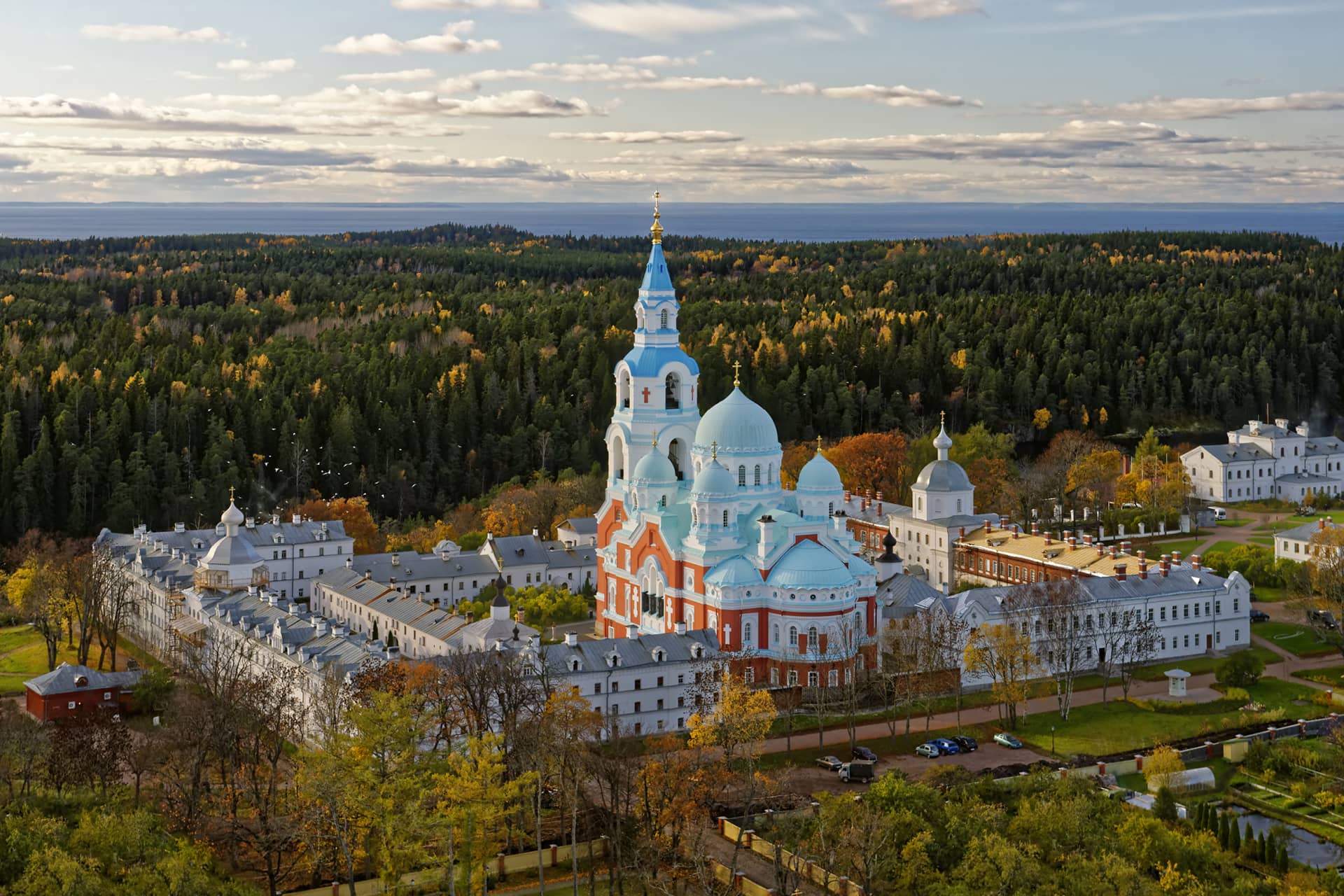 Карелия валаам фото. Валаамский Спасо-Преображенский монастырь. Спасо-Преображенский монастырь на острове Валаам. Валаамский Спасо-Преображенский монастырь в Карелии.