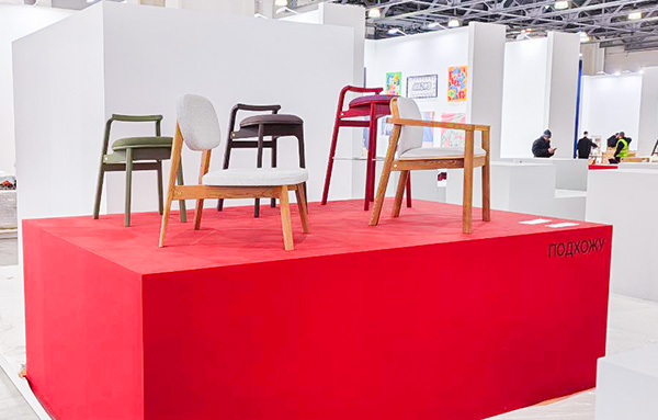 Дизайнерская мебель из натурального дерева Подхожу на ARTDOM TALENTS в Москве