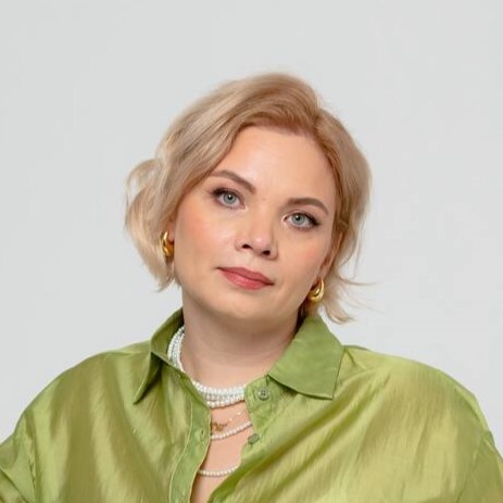 Ксения Левина