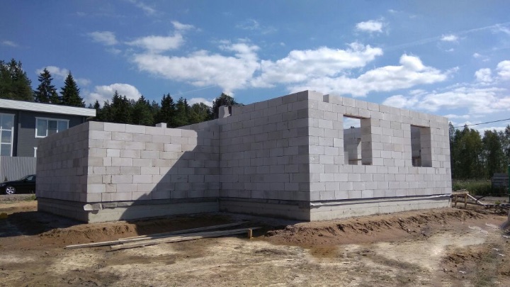 Дом из газобетона — кладка газобетонных блоков