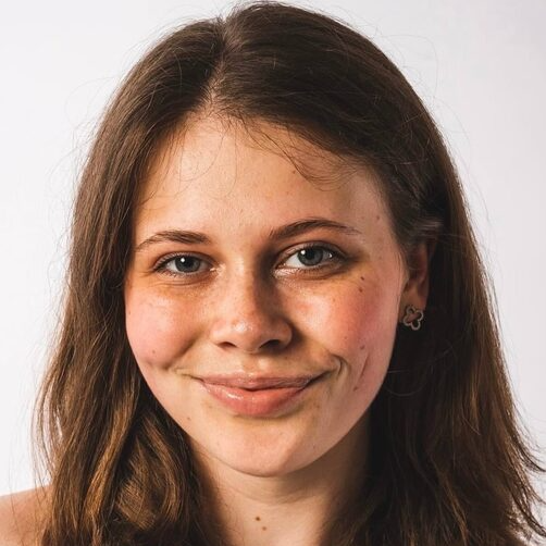 Марина Семёнова — режиссёр-постановщик мастерской театра мюзикла и драмы «АРТЦЕХ»
