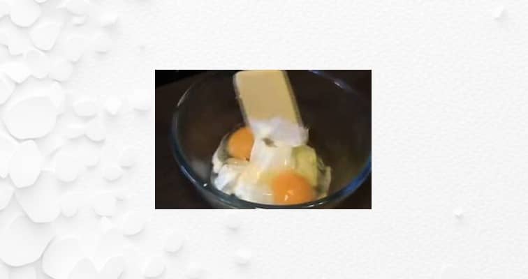 Приготовление рулетов из лаваша с творожной начинкой и зеленью в духовке: шаг 10